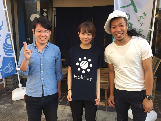 熊本市でのワークショップ、さらに東京でのイベントでも共催する「くまもと食べる通信」の池田親生さん（右）、林信吾さん（左）と